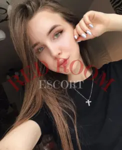 Эскортница Анастейша - грудь 1, рост 168 см, вес 53 кг, цвет волос Брюнетки